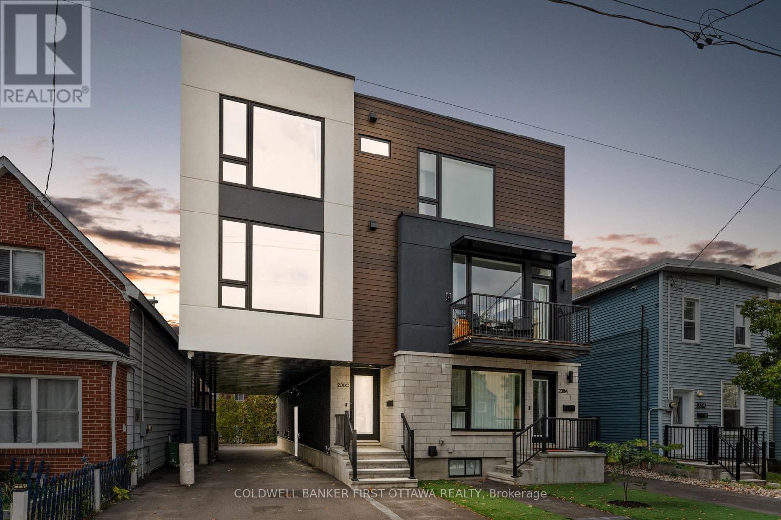 C - 238 Lebreton Street N