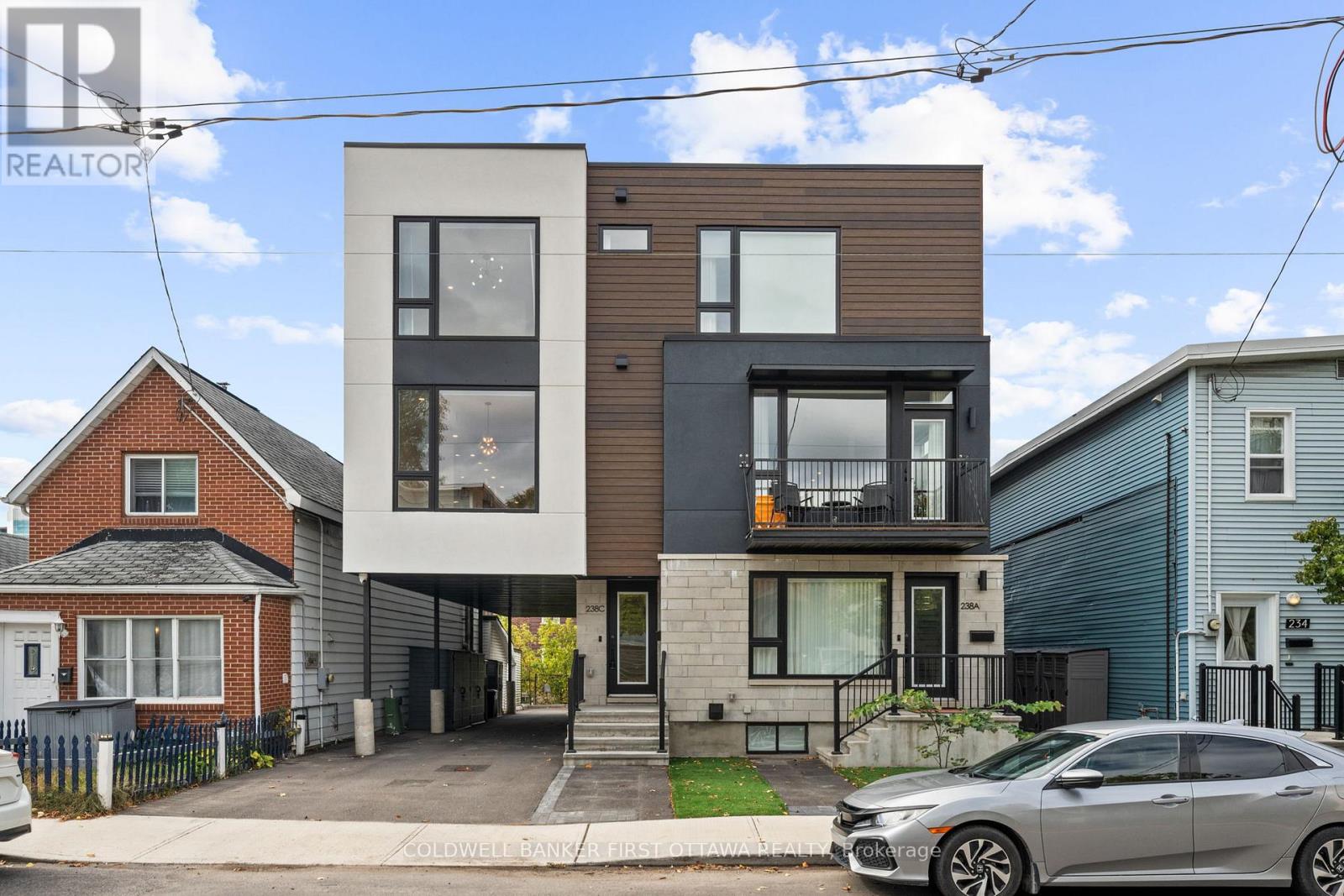 C - 238 Lebreton Street N