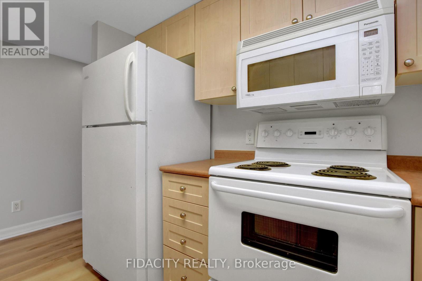 6c - 310 Central Park Drive