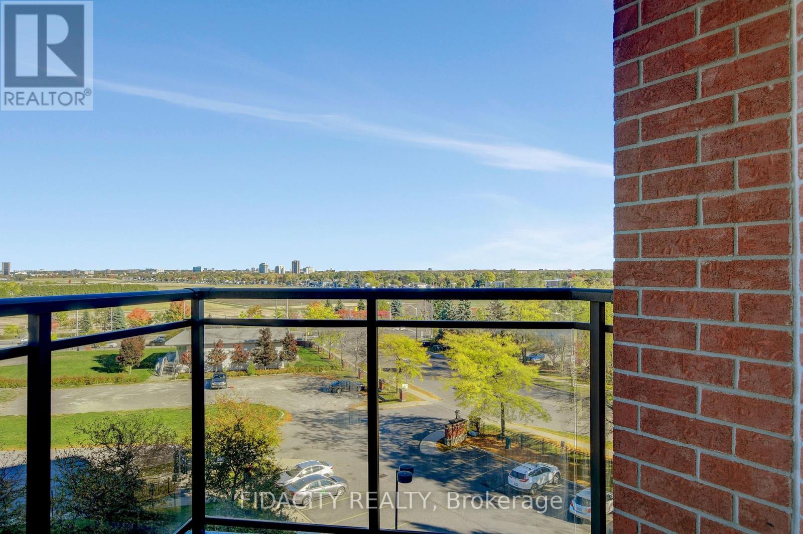 6c - 310 Central Park Drive