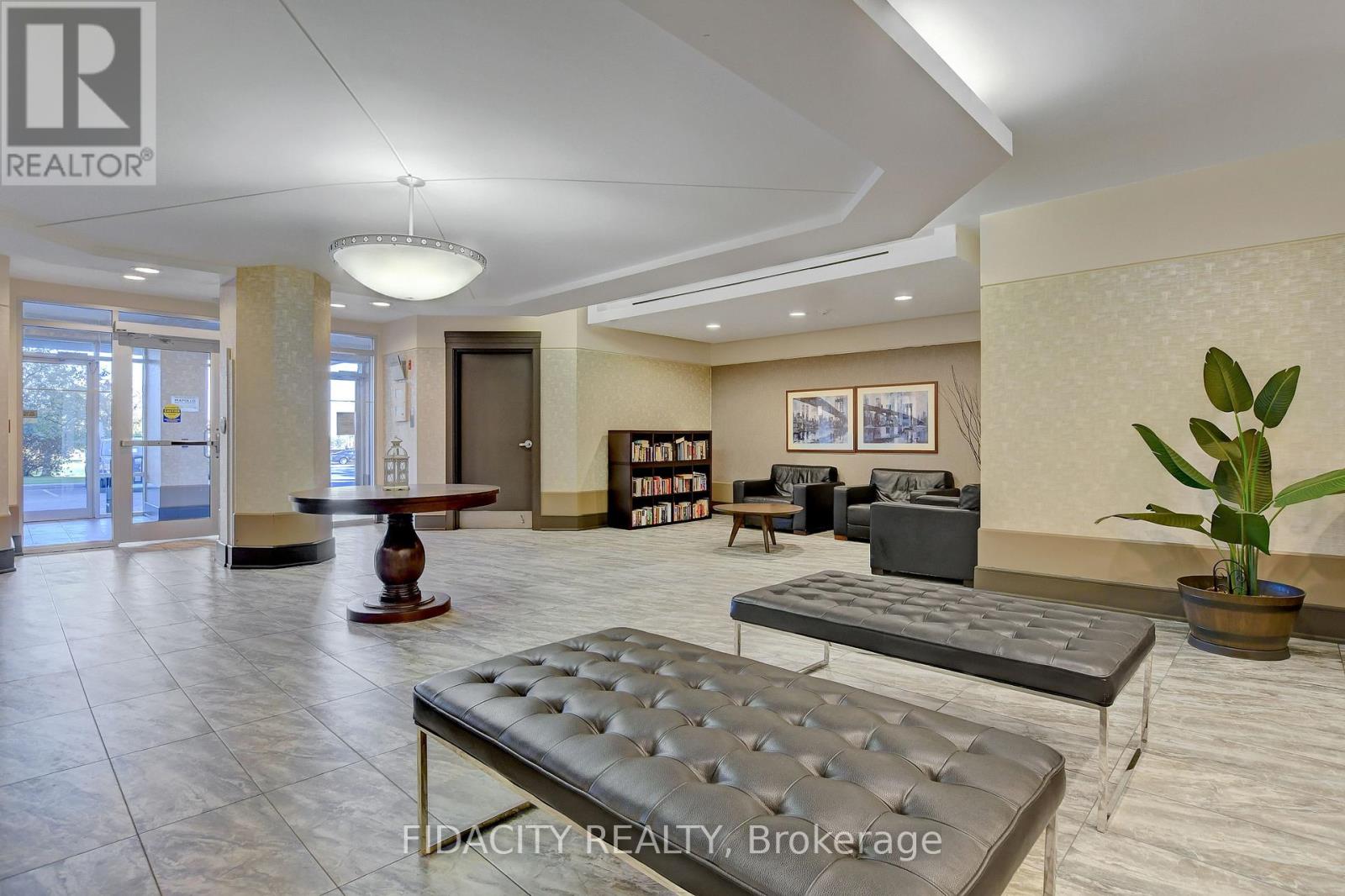 6c - 310 Central Park Drive