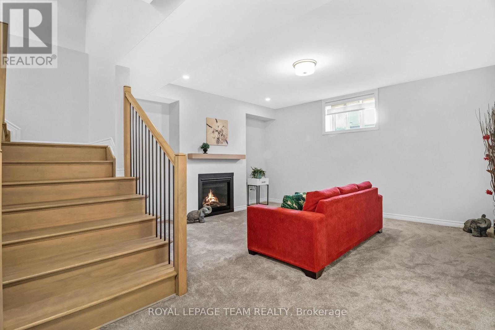 711 Moonflower Crescent