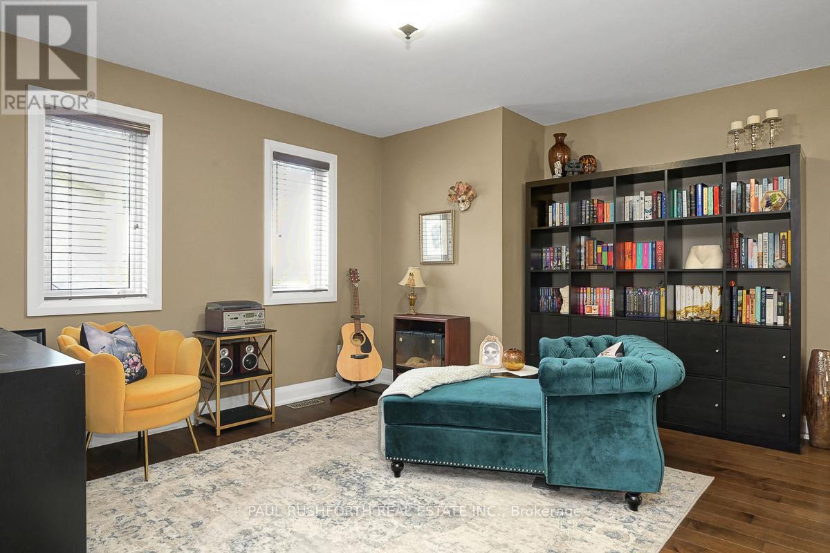114 Kimpton Drive