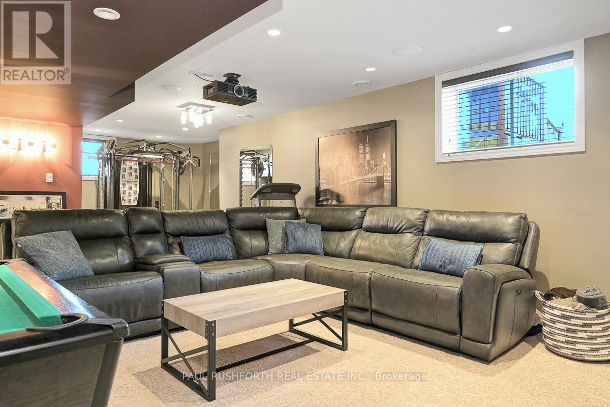 114 Kimpton Drive
