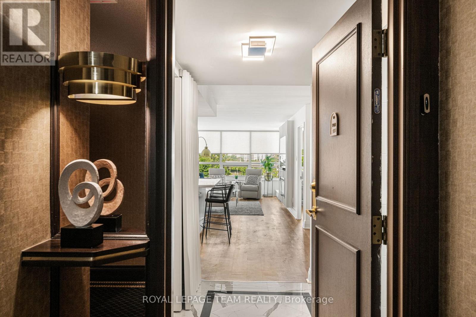 401 - 1510 Riverside Drive