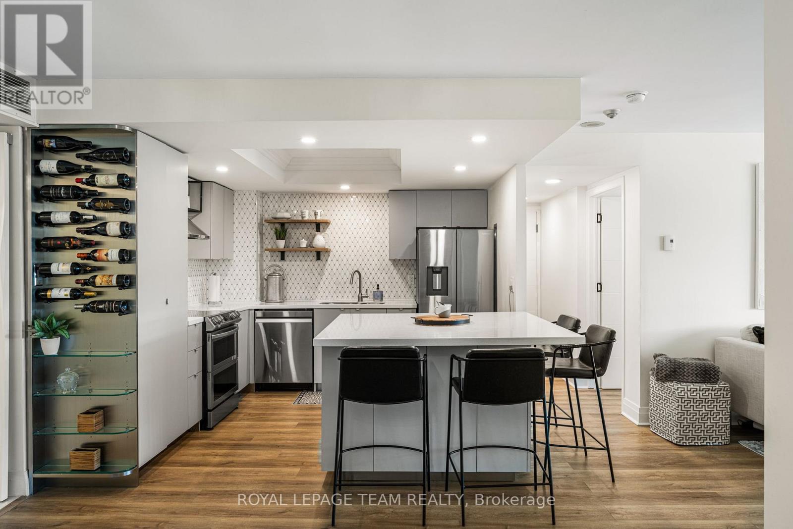 401 - 1510 Riverside Drive