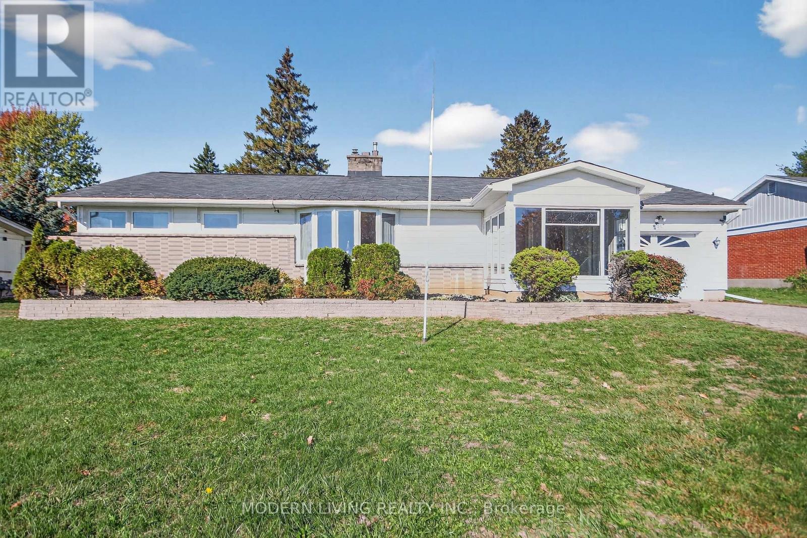 48 Elizabeth Drive