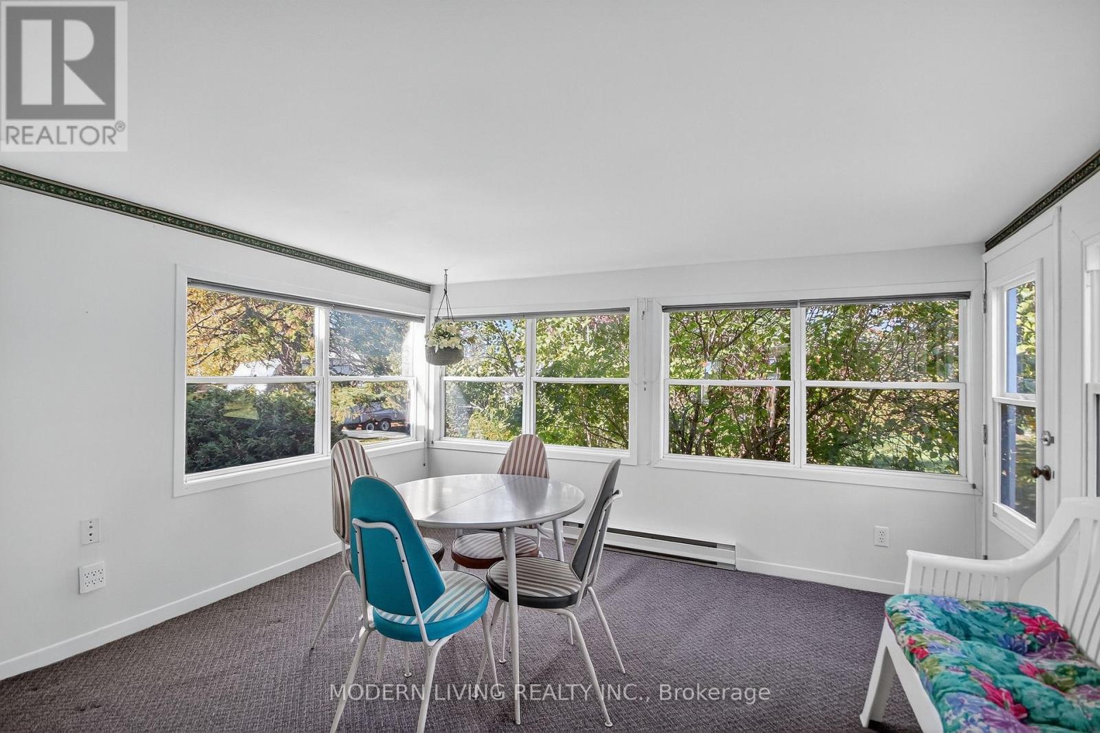 48 Elizabeth Drive