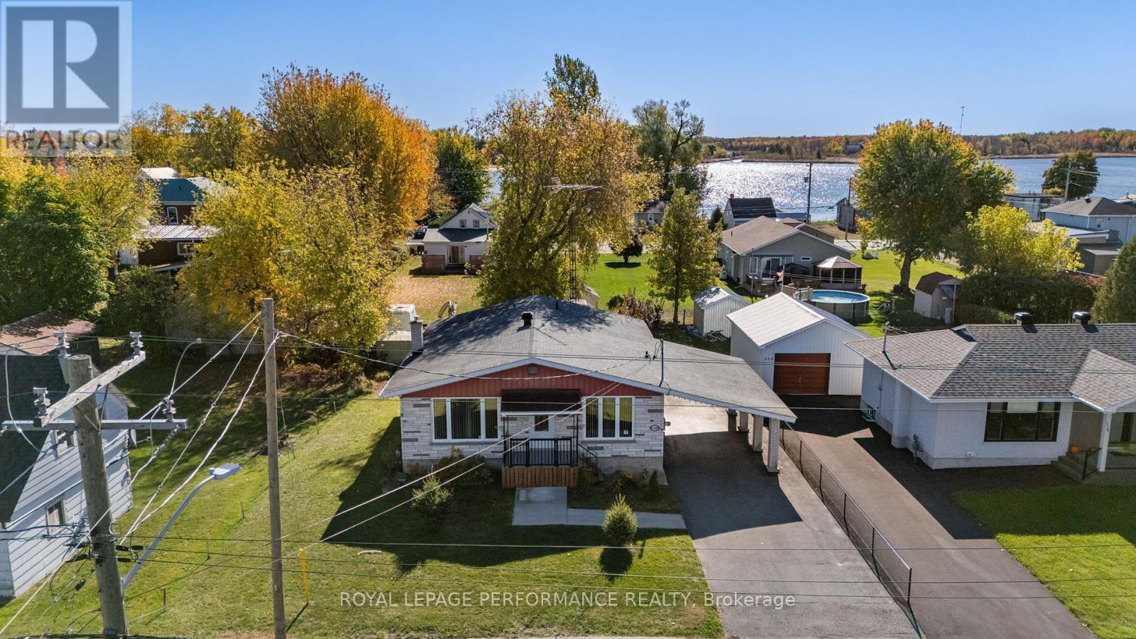108 Elgin Street W