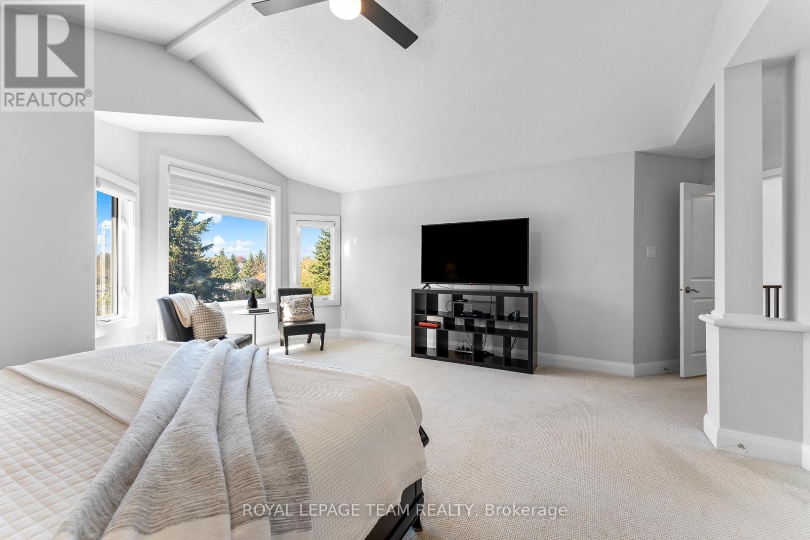 320 Sugar Pine Crescent