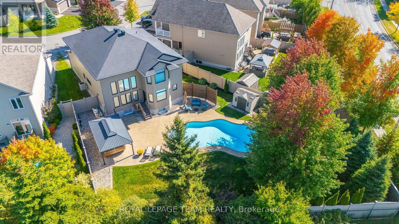 320 Sugar Pine Crescent