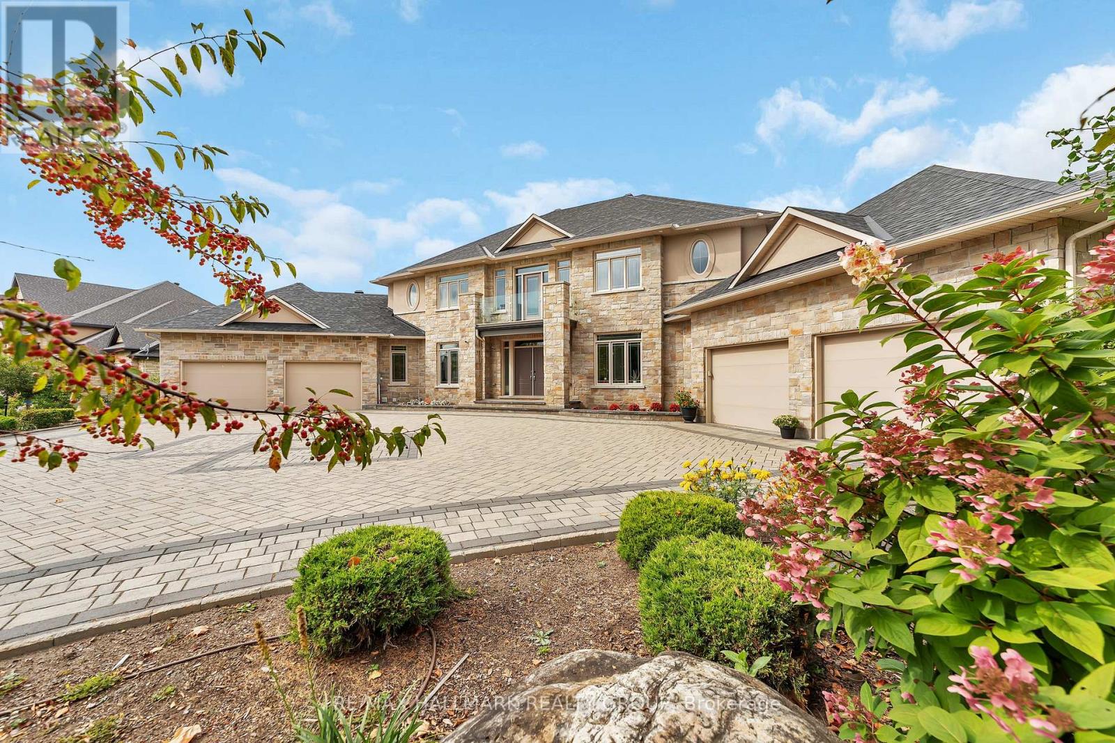 5813 Red Castle Ridge