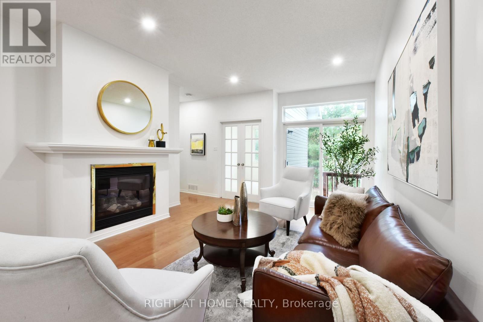 321 Breckenridge Crescent