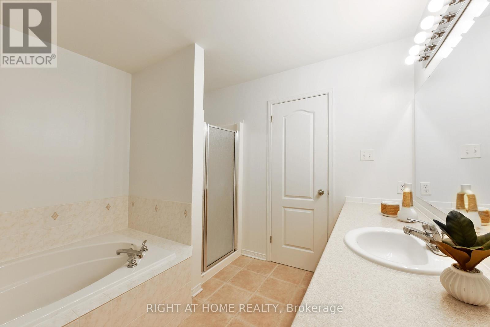 321 Breckenridge Crescent