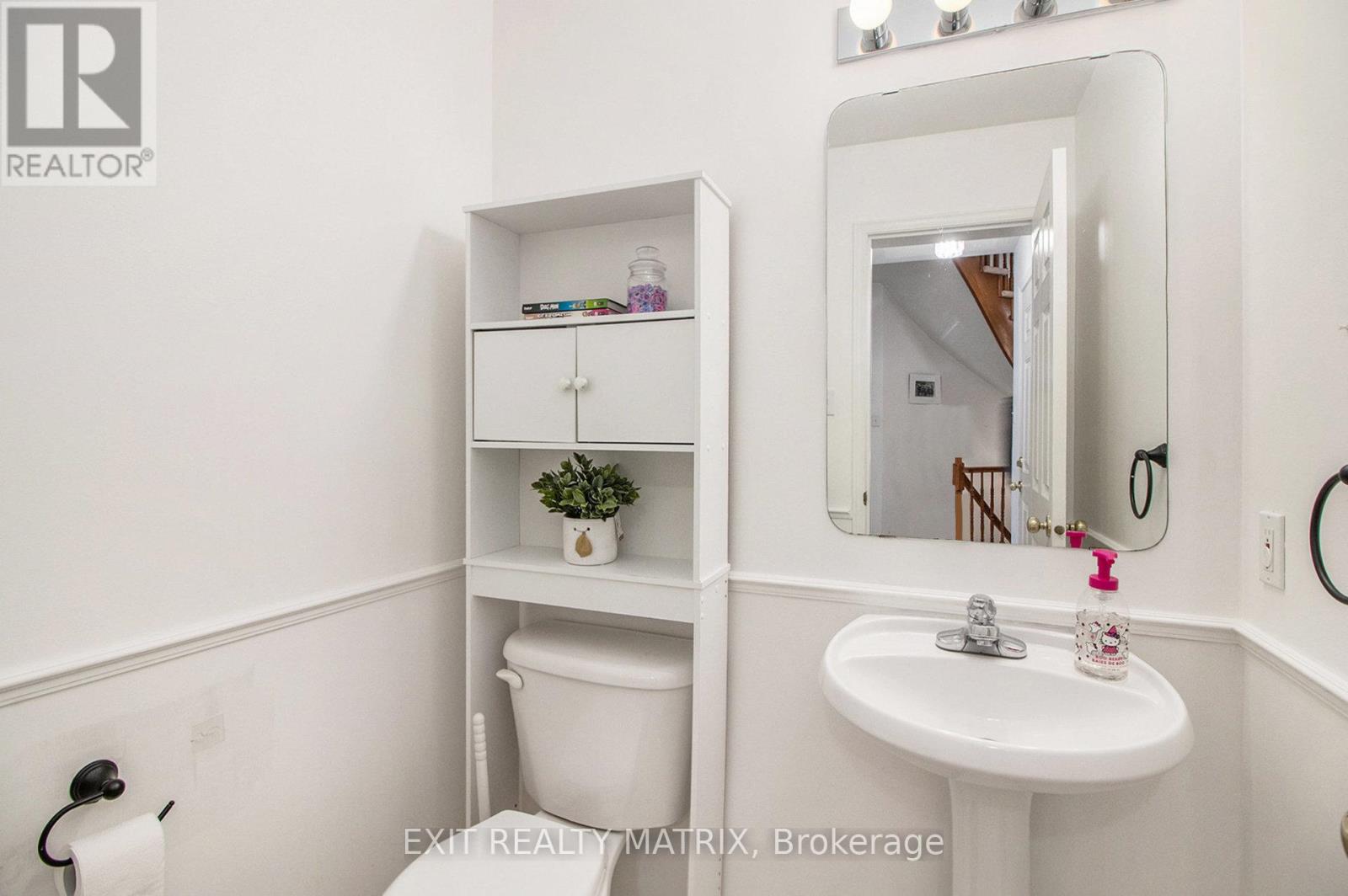 2205 Blue Willow Crescent