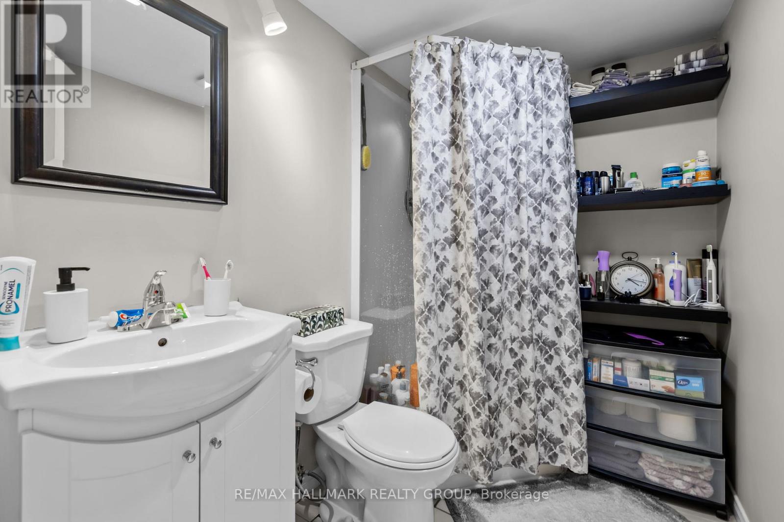 82 Glamorgan Drive