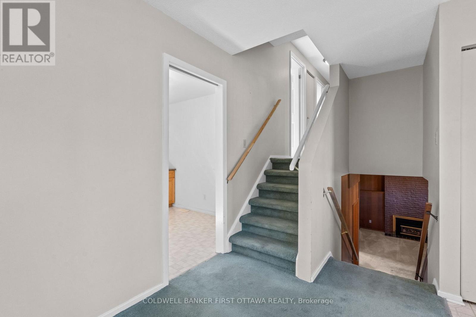 7 Middlewood Court