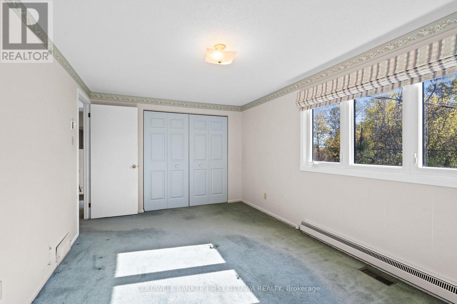 7 Middlewood Court