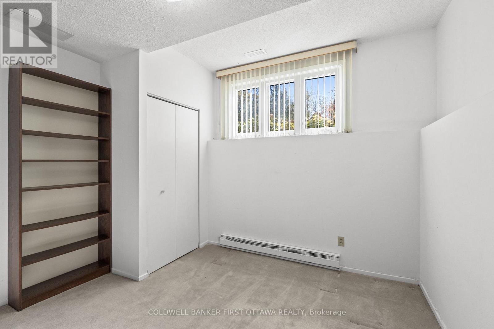 7 Middlewood Court