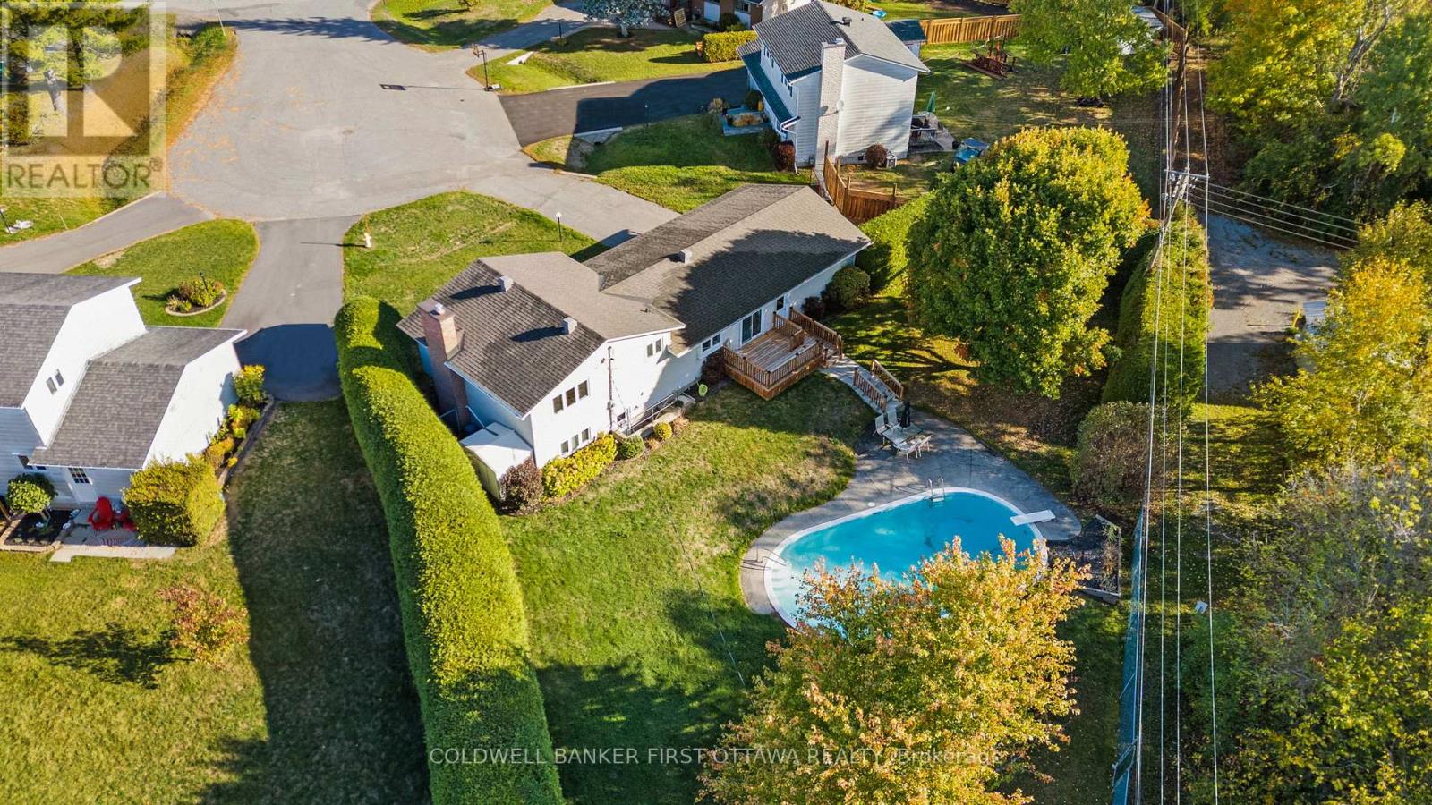 7 Middlewood Court
