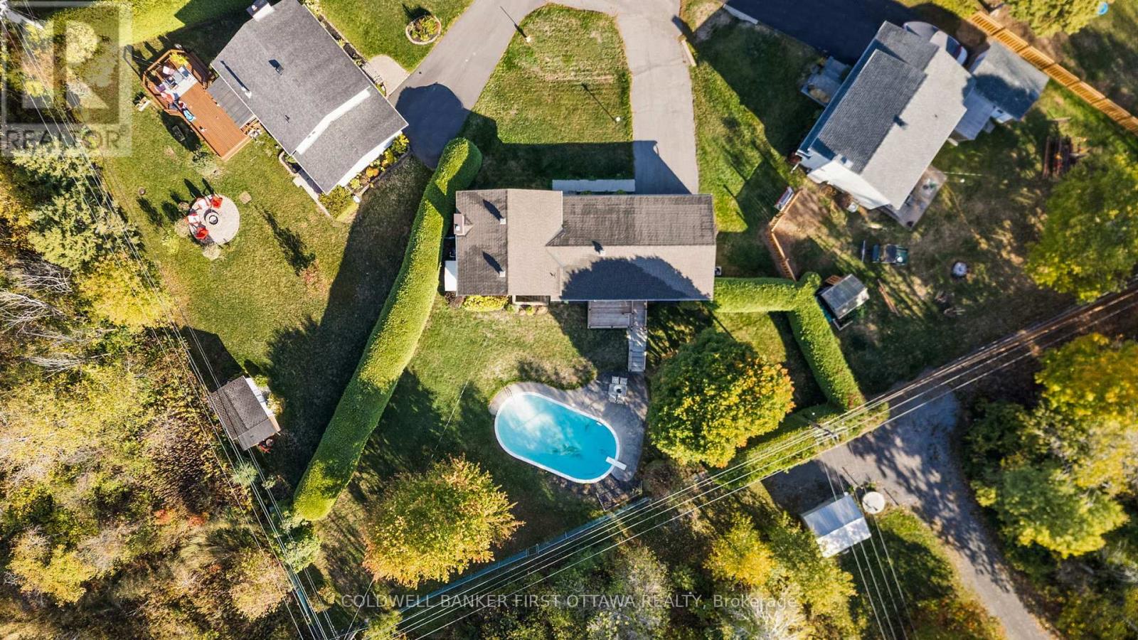 7 Middlewood Court