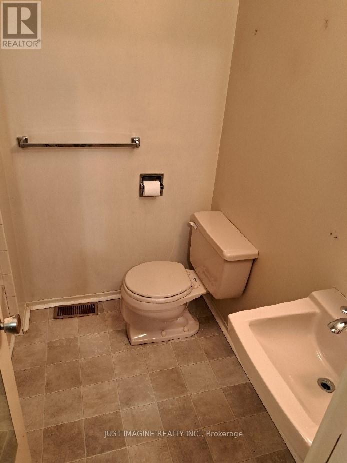226 Old Colony Road