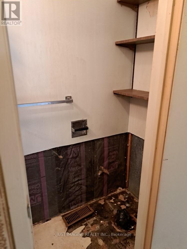 226 Old Colony Road