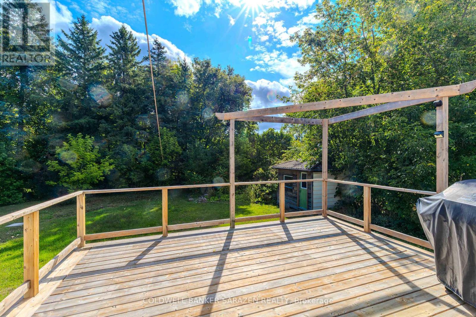 6535 Rideau Valley Drive N