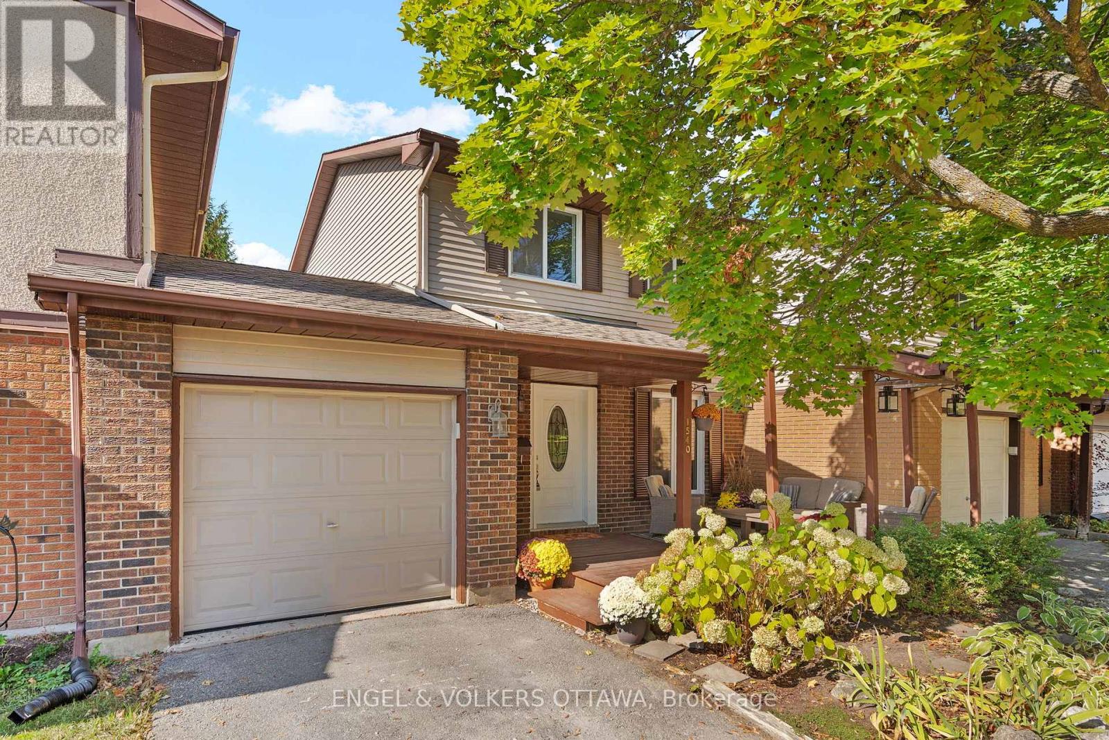 1540 Mimosa Avenue