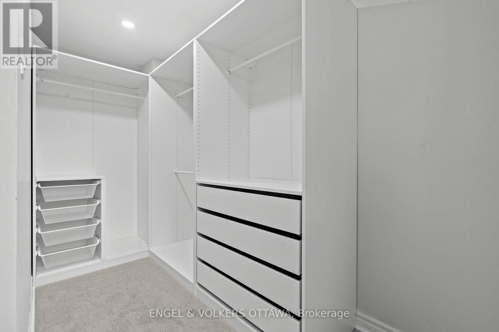 1540 Mimosa Avenue