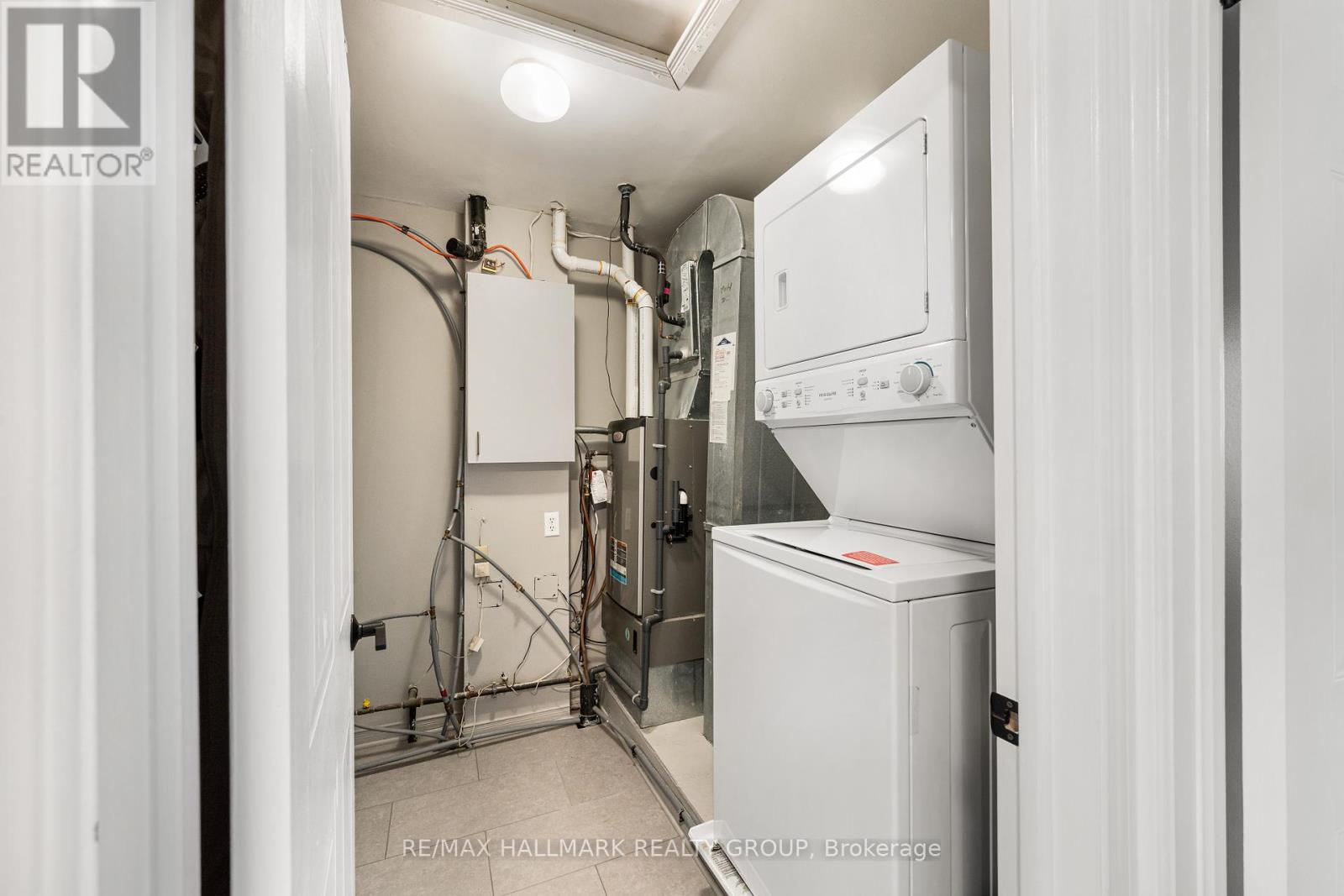 1133 Gablefield Private