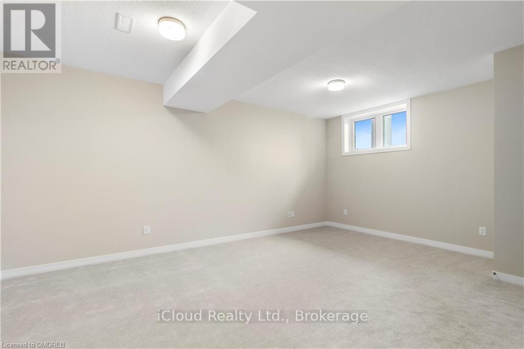 318 Catsfoot Walk