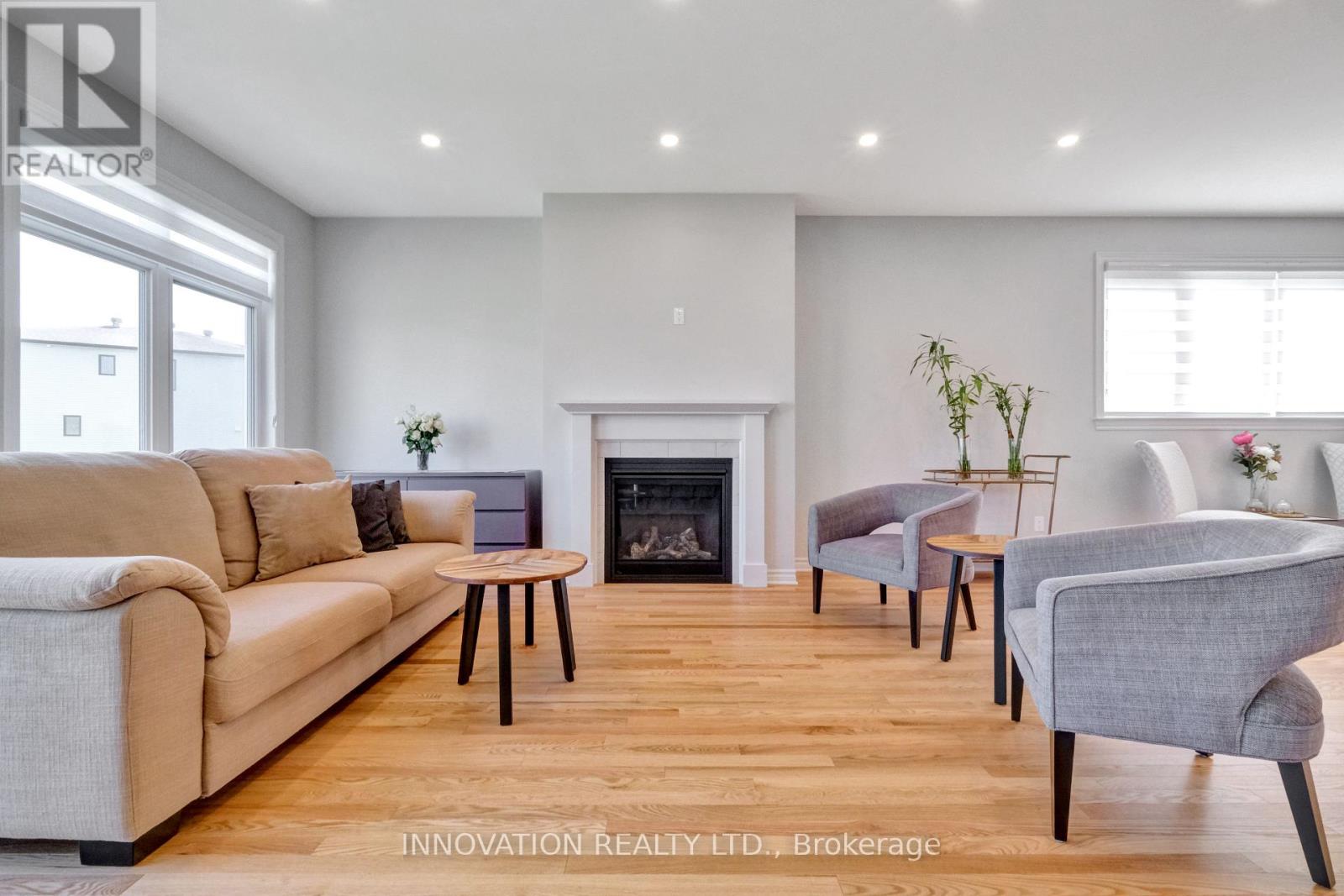 868 Snowdrop Crescent