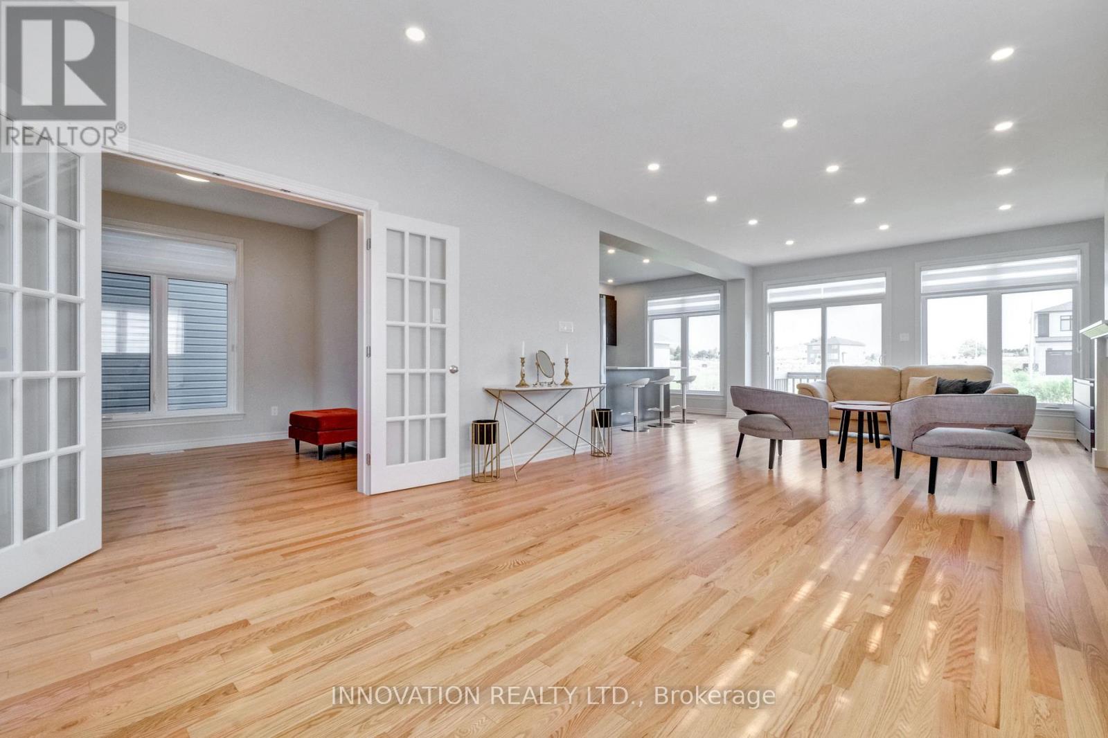 868 Snowdrop Crescent