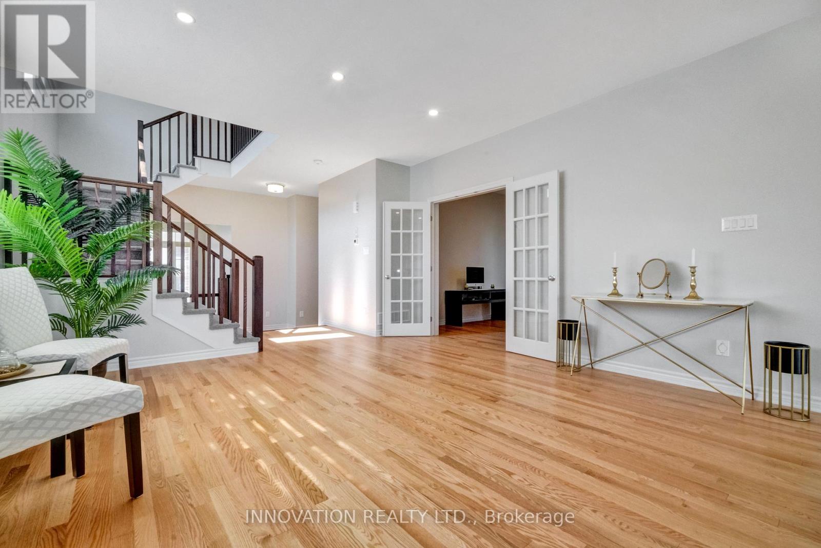 868 Snowdrop Crescent