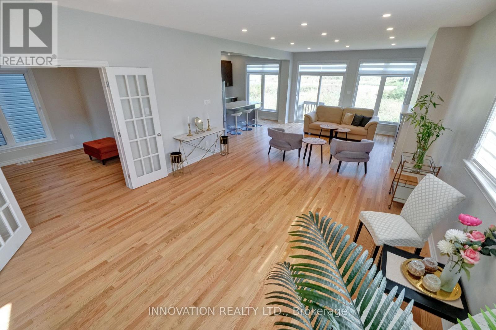 868 Snowdrop Crescent