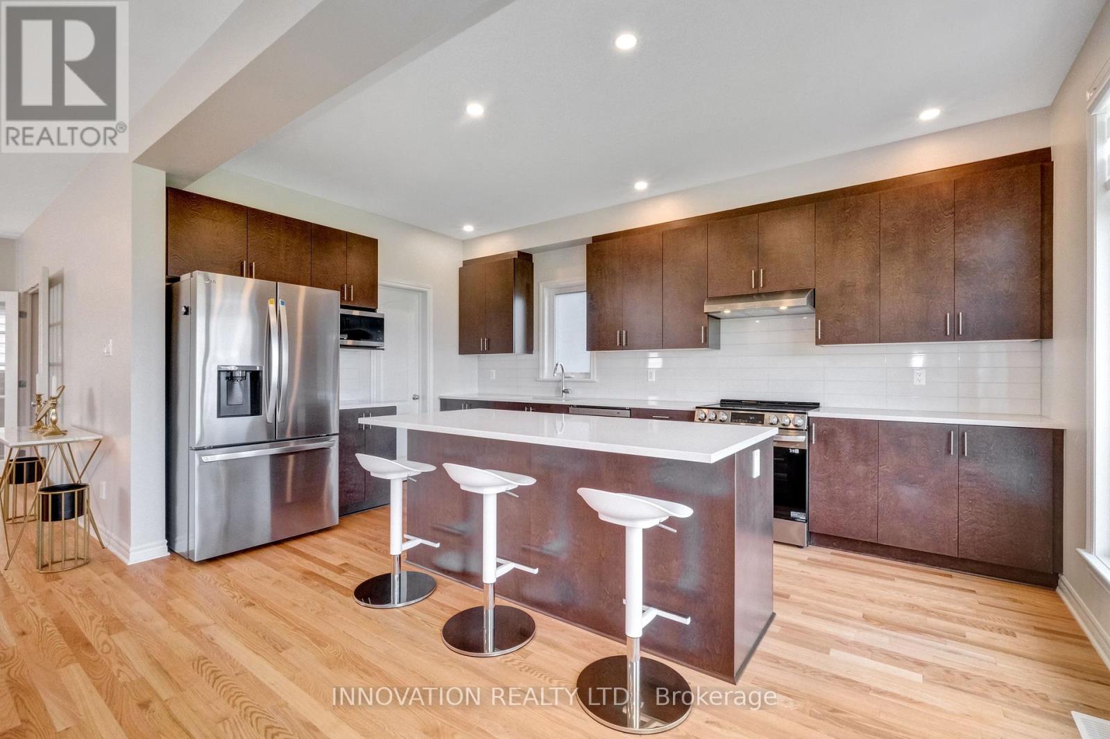 868 Snowdrop Crescent