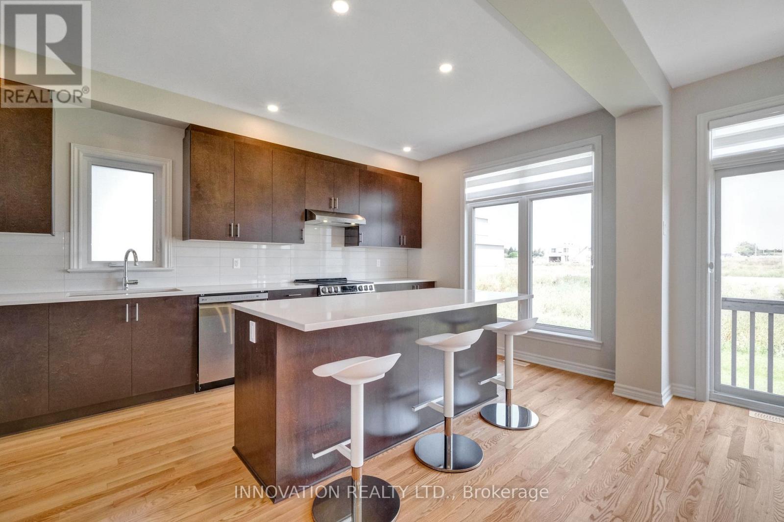868 Snowdrop Crescent
