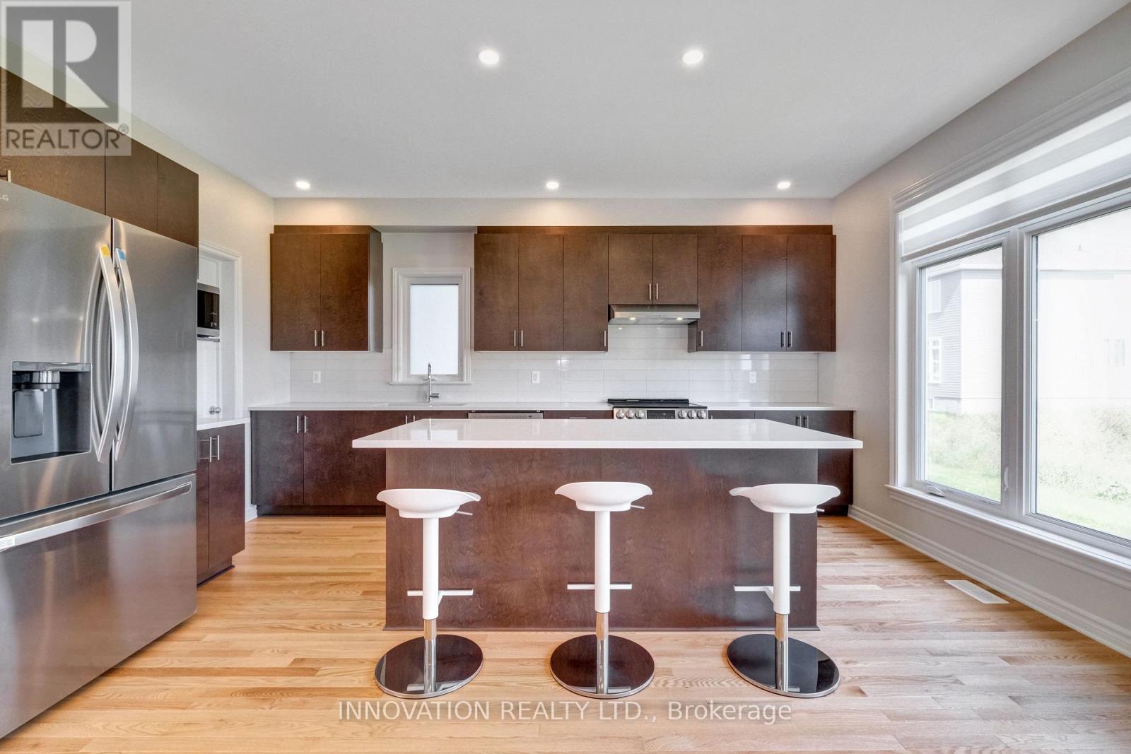 868 Snowdrop Crescent
