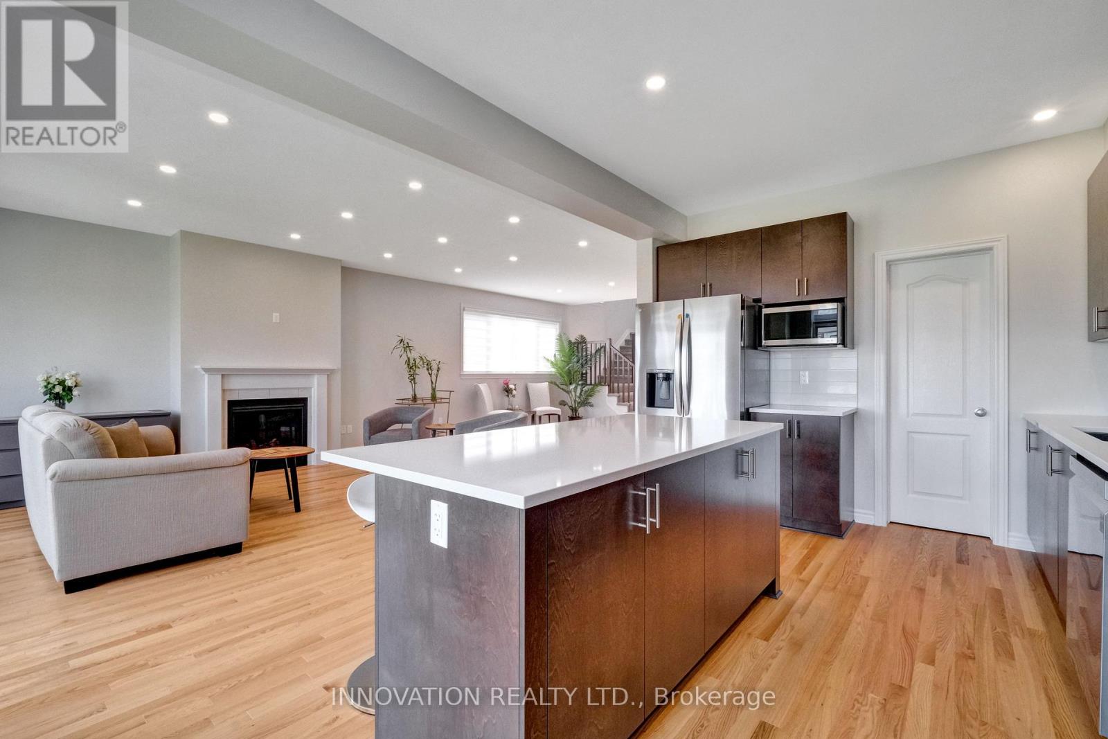 868 Snowdrop Crescent