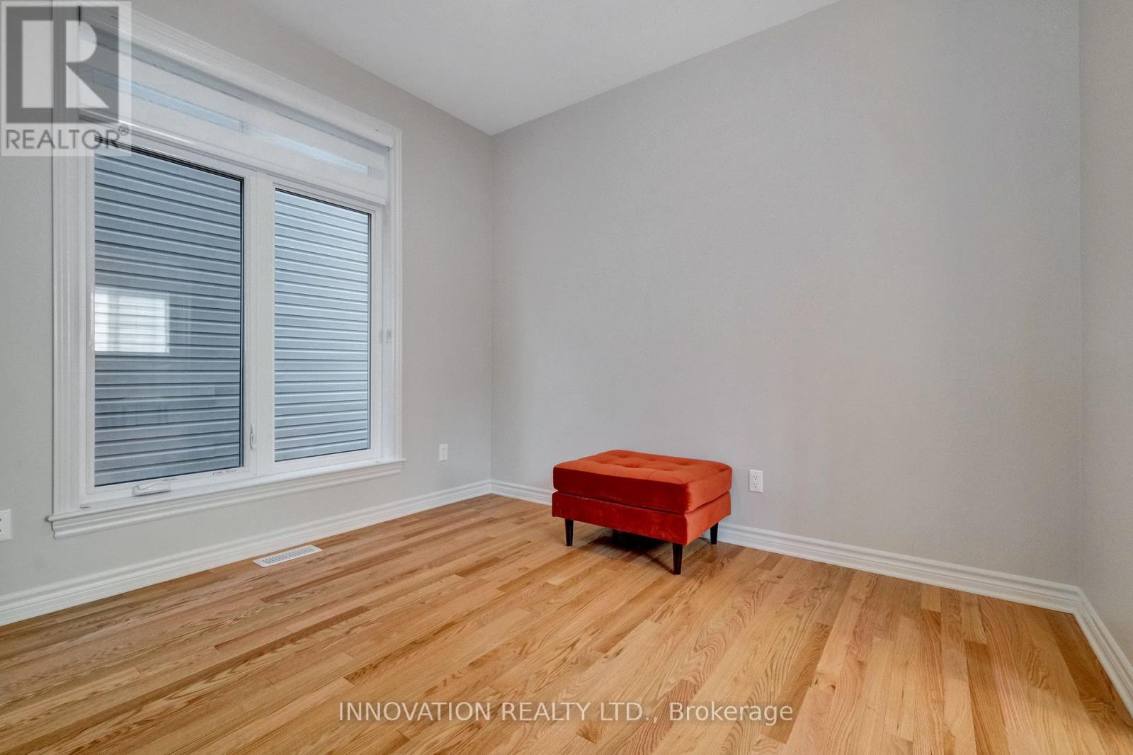 868 Snowdrop Crescent