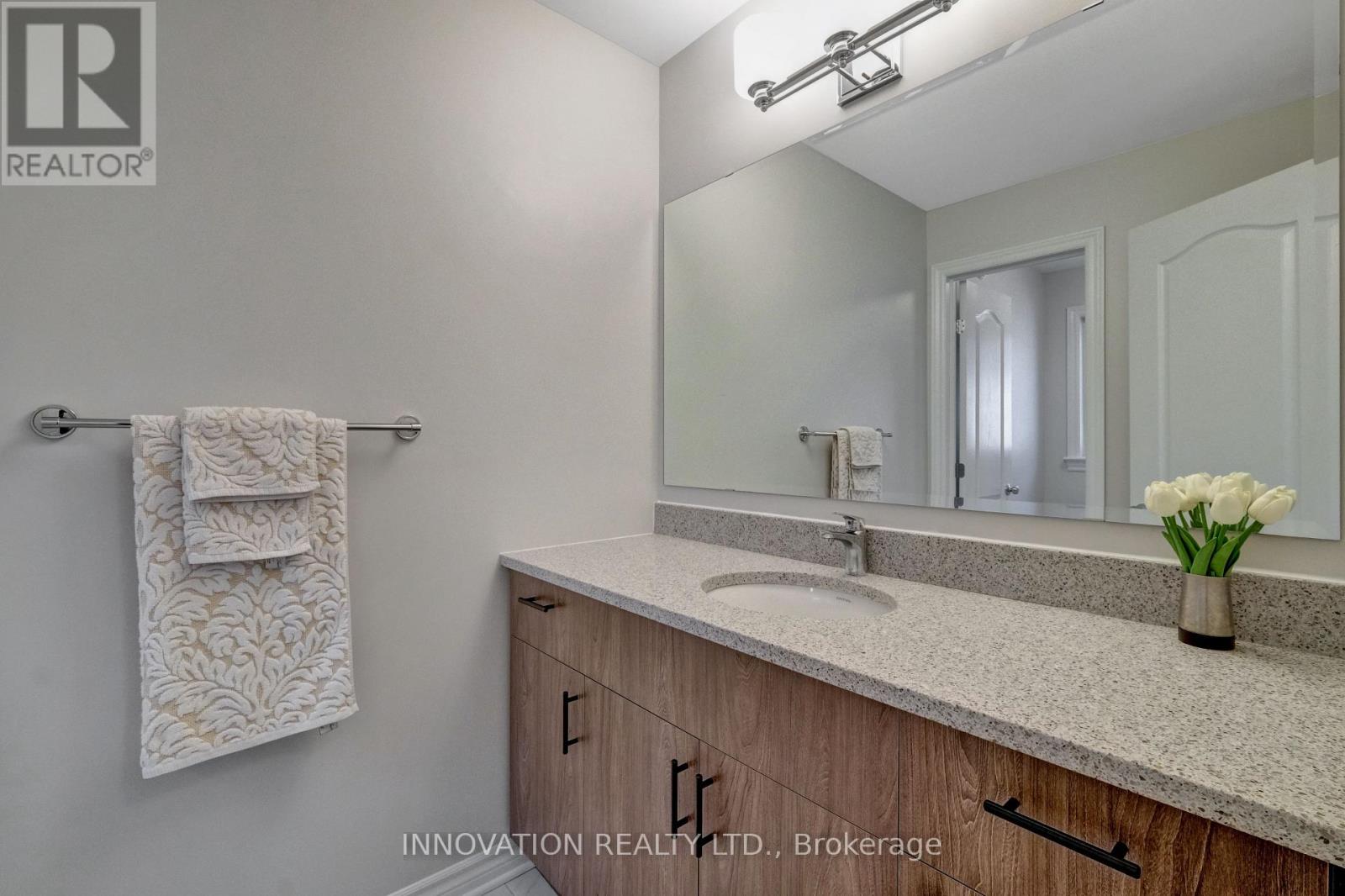 868 Snowdrop Crescent