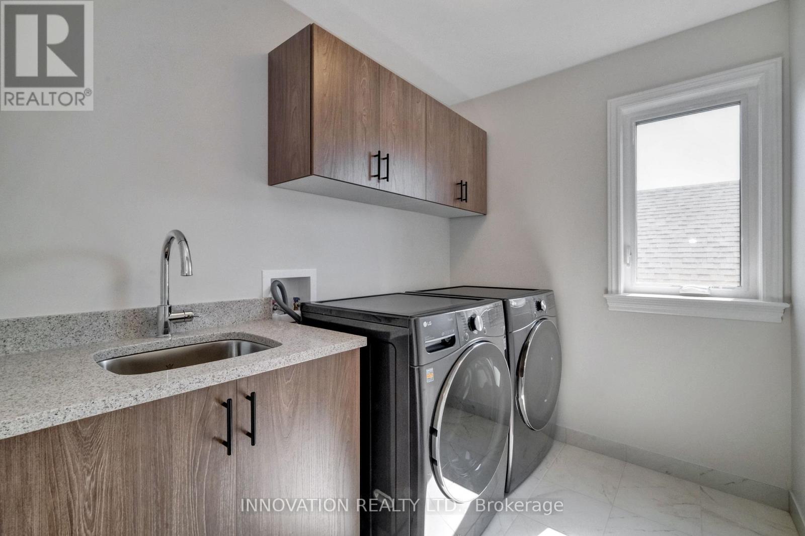 868 Snowdrop Crescent