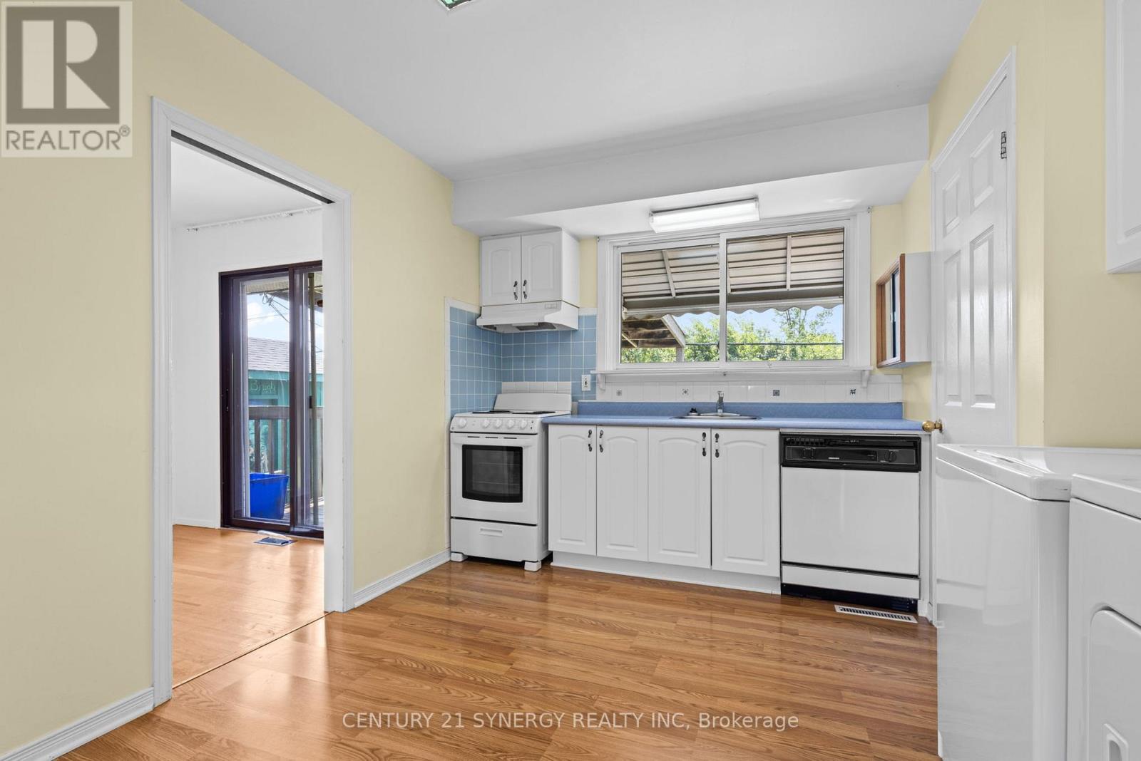 20 Parkside Crescent