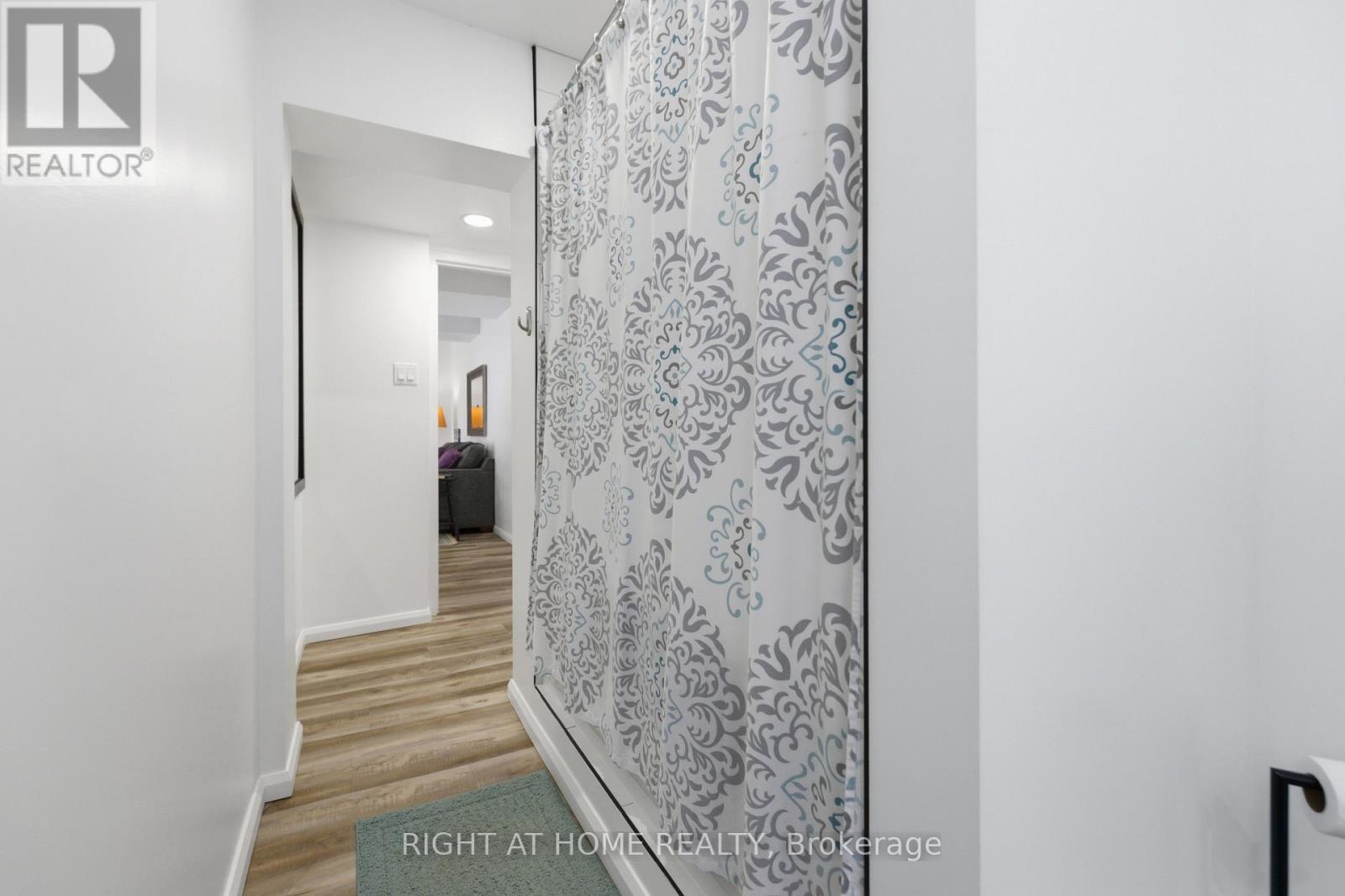 21 - 135 Springfield Road