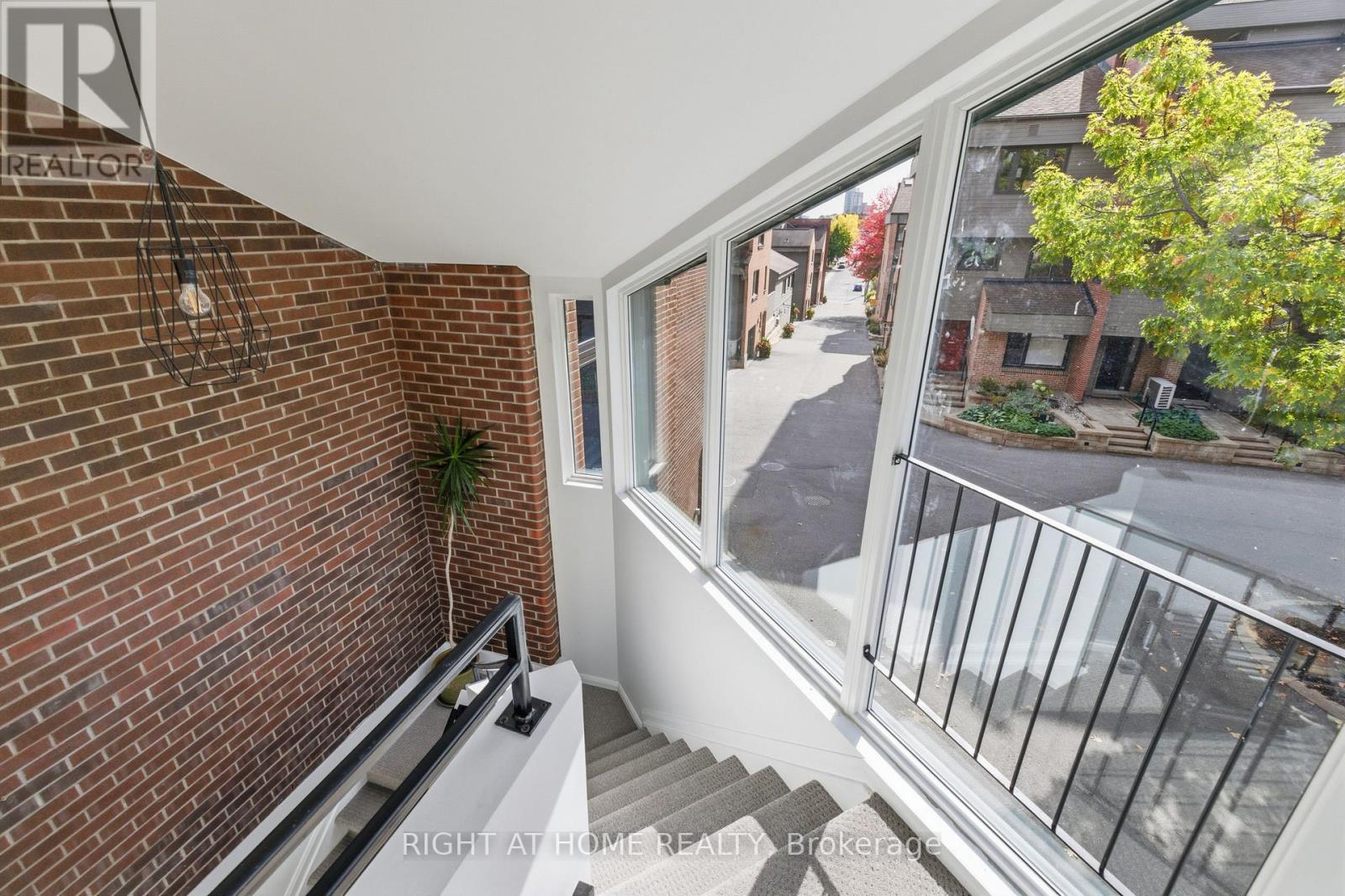 21 - 135 Springfield Road