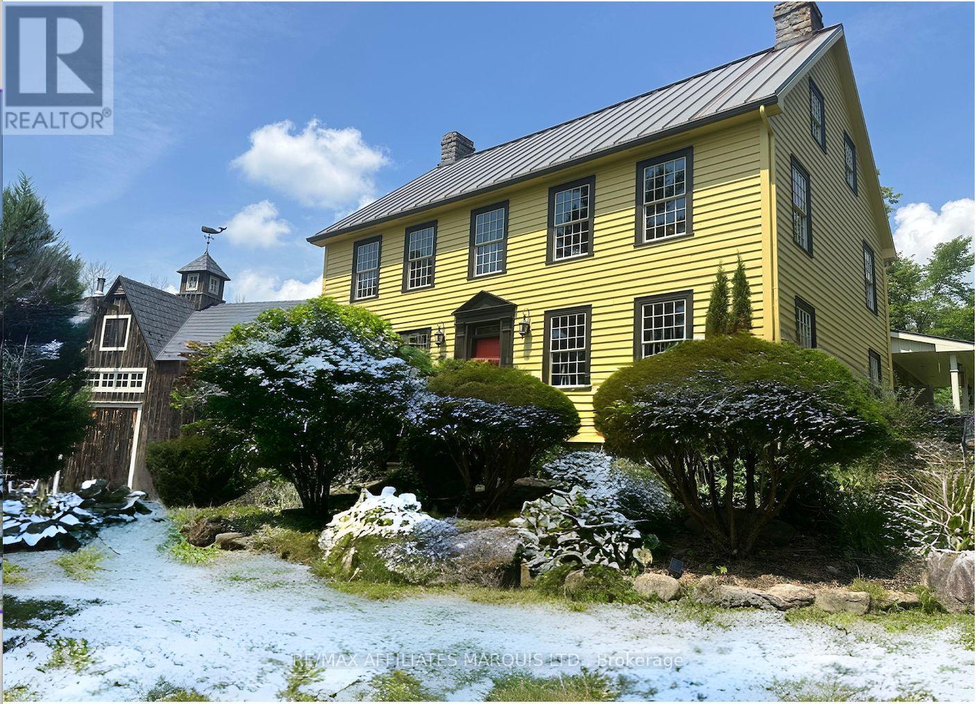 21831 Concession 2 Concession