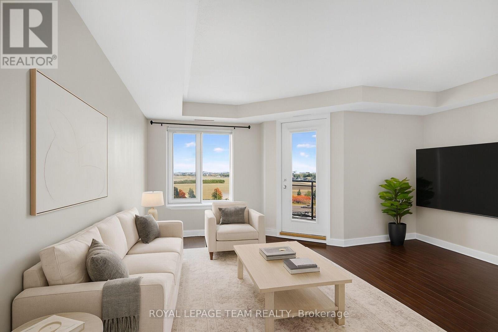 7j - 310 Central Park Drive
