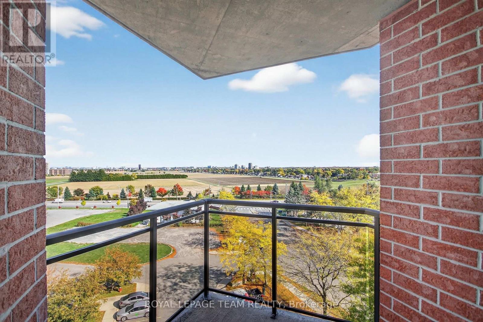 7j - 310 Central Park Drive
