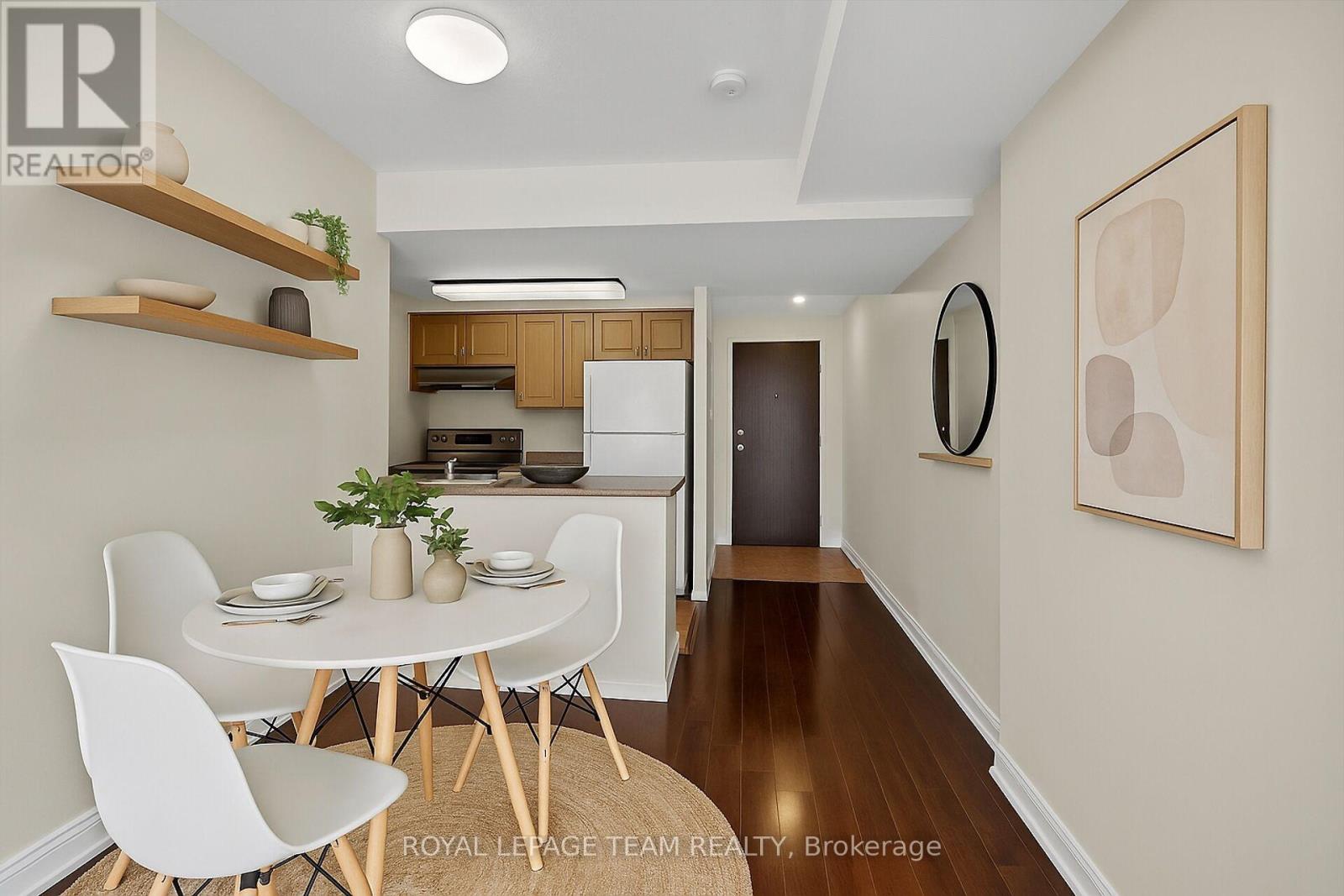 7j - 310 Central Park Drive